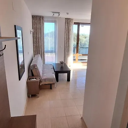 Bay My Ray 6 Apartman Pomorie